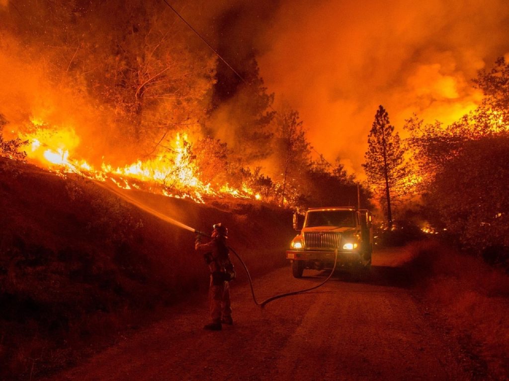 wildfire-1100473_1280